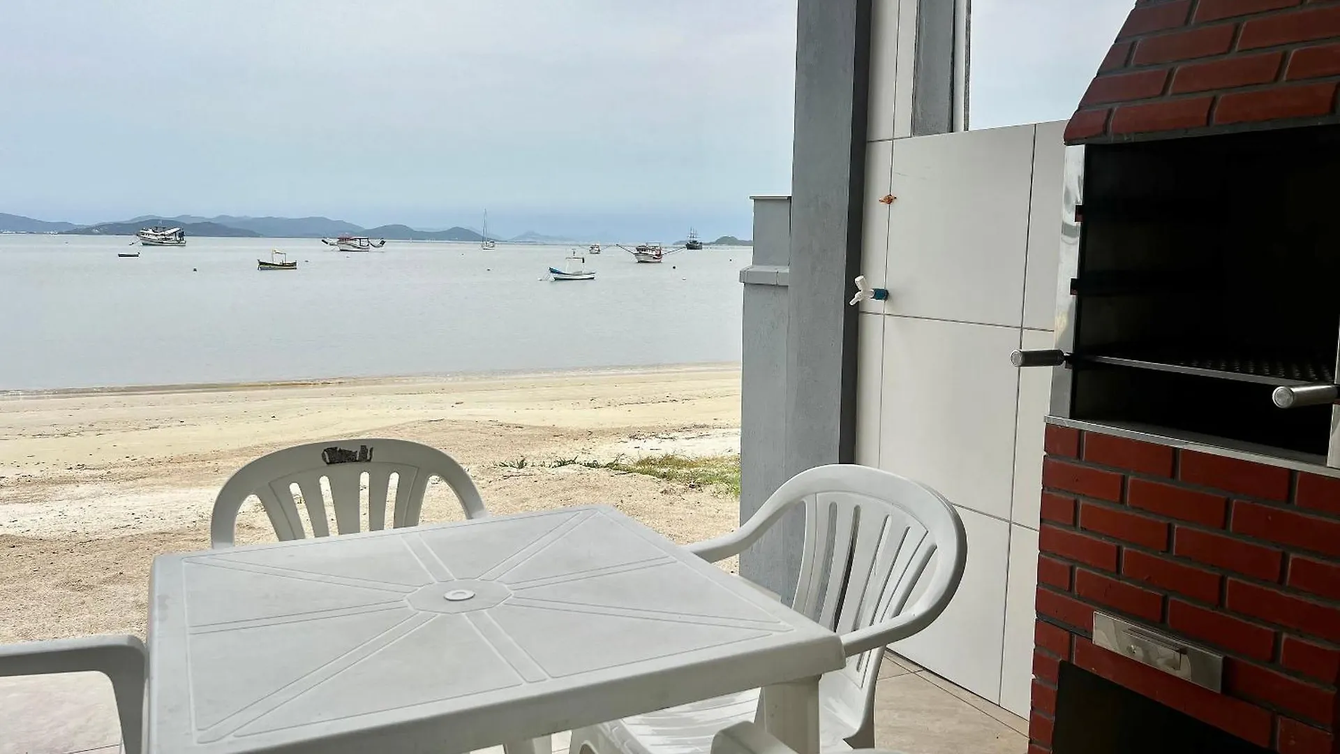 Pe Na Areia! Aconchegante Casa Frente Mar! Co02I Villa Governador Celso Ramos 0*,  Brazil